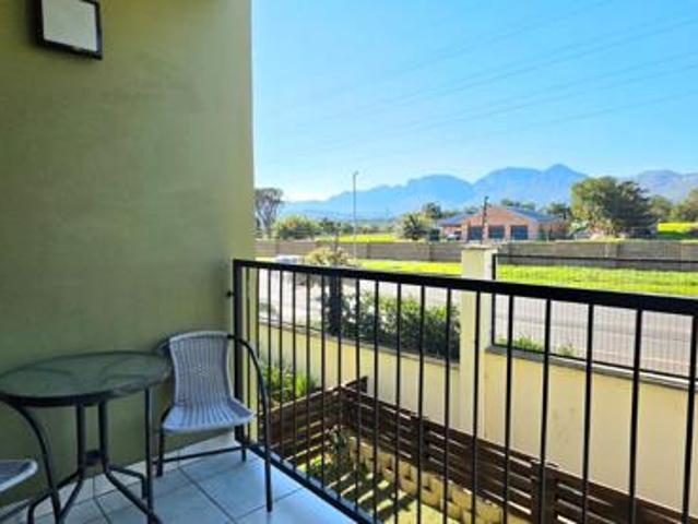 2 Bedroom Apartment in Mountainside