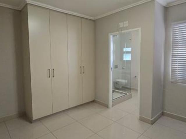 2 Bedroom Apartment in New Town Centre Gateway