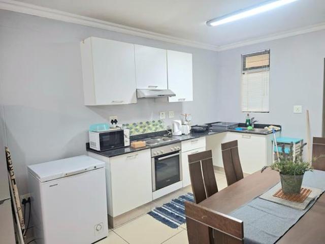 2 Bedroom Apartment in New Town Centre Gateway