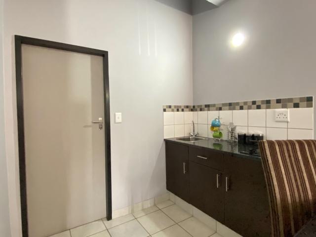 2 Bedroom Apartment in New Doornfontein