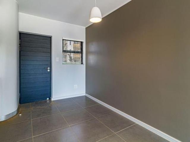 2 Bedroom Apartment in Newinbosch