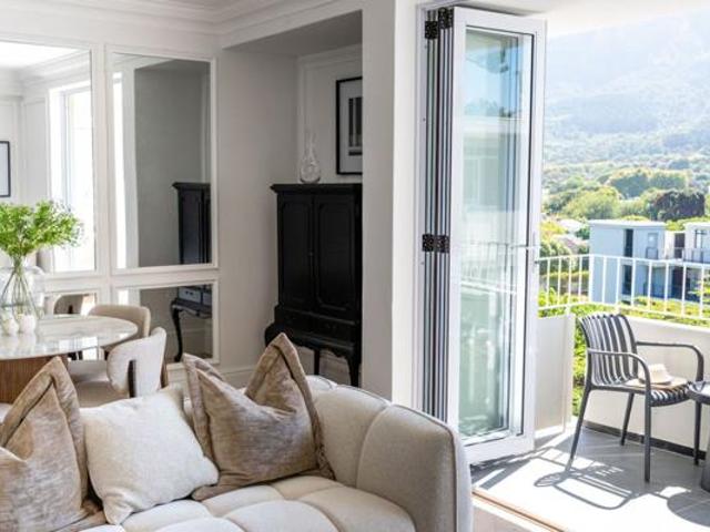 2 Bedroom Apartment in Newlands
