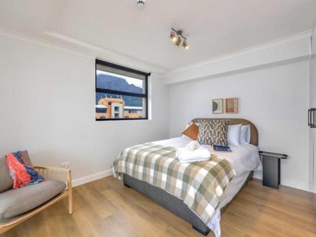 2 Bedroom Apartment in Newlands