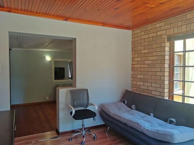 2 Bedroom Apartment in Newton Park