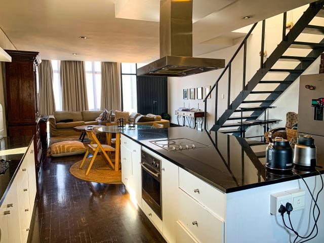 2 Bedroom Apartment in Newtown