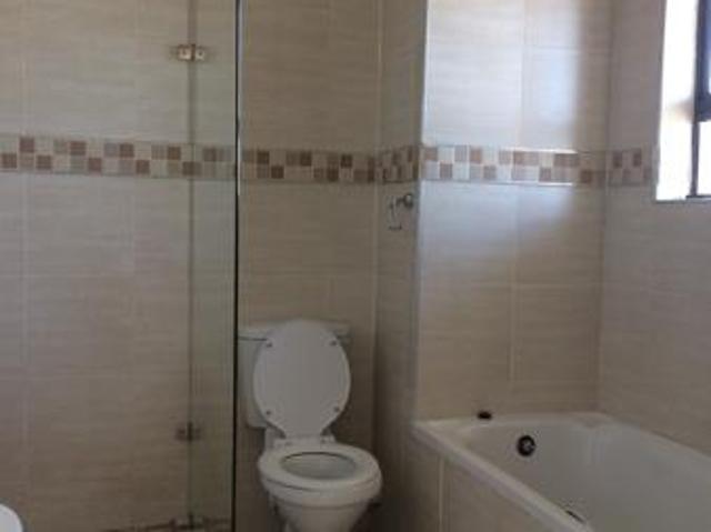 2 Bedroom Apartment in Noordhoek