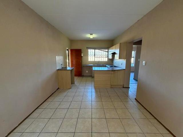 2 Bedroom Apartment in Noordheuwel