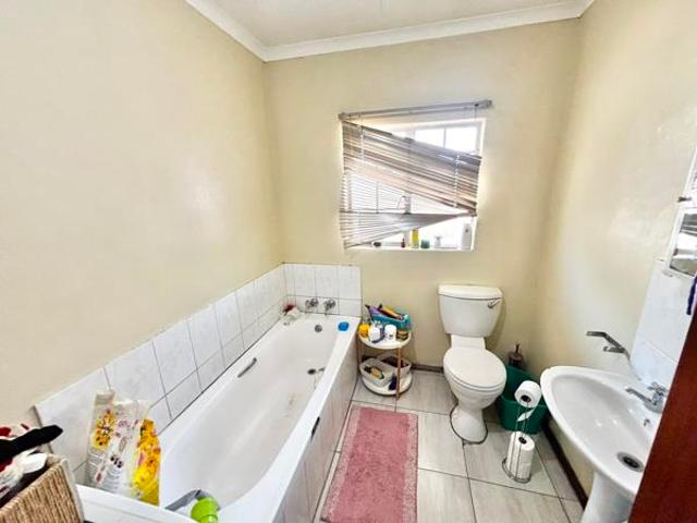 2 Bedroom Apartment in Noordrand