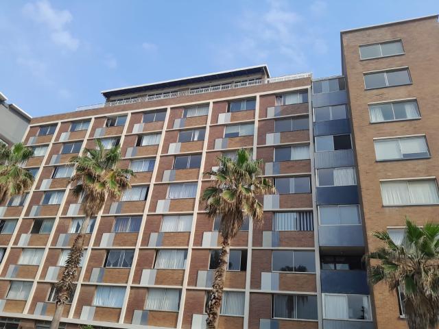 2 Bedroom Apartment in North Beach