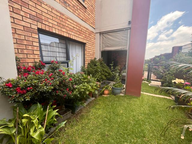 2 Bedroom Apartment in North Riding AH