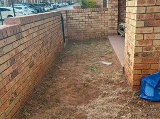 2 Bedroom Apartment in Northcliff