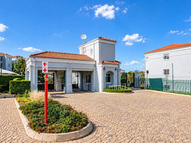 2 Bedroom Apartment in Northcliff