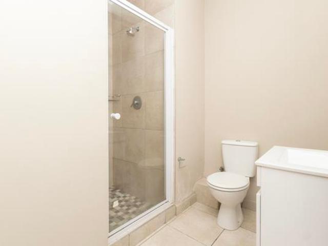 2 Bedroom Apartment in Oak Glen