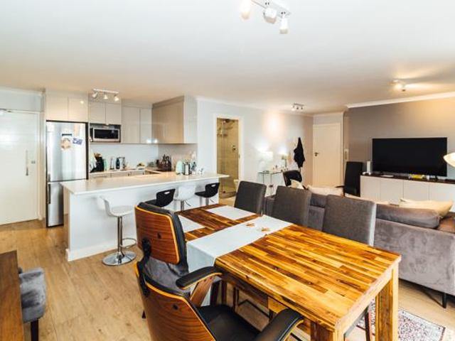 2 Bedroom Apartment in Observatory