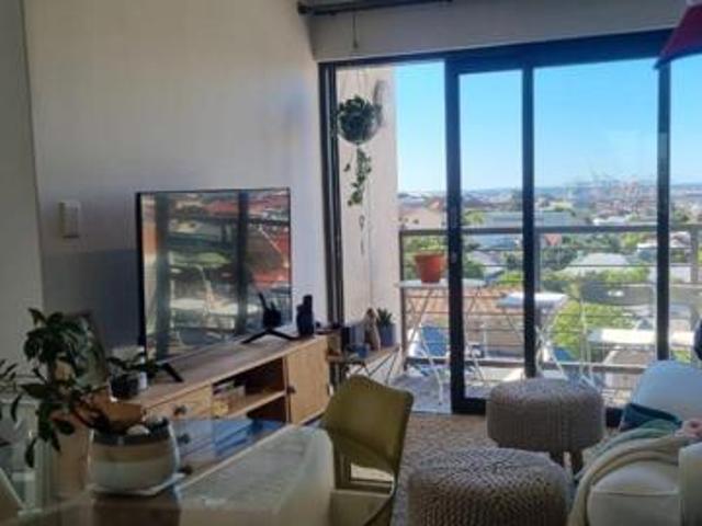 2 Bedroom Apartment in Observatory