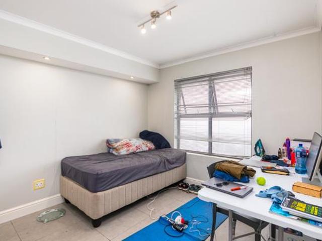 2 Bedroom Apartment in Observatory