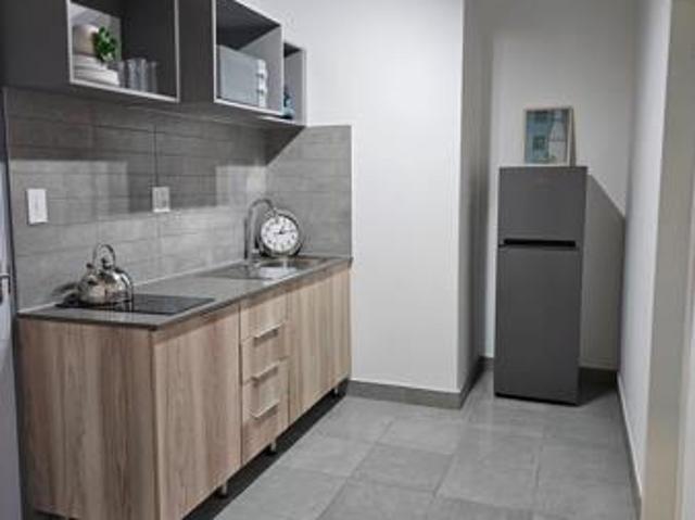 2 Bedroom Apartment in Olievenhoutbosch