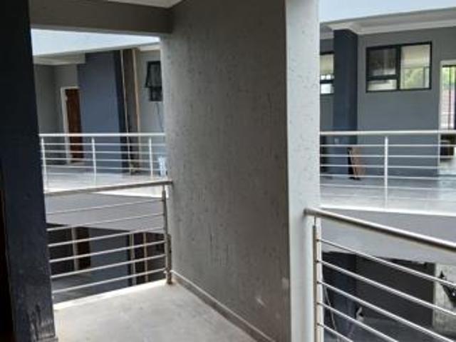 2 Bedroom Apartment in Olifantsfontein