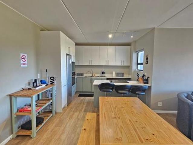 2 Bedroom Apartment in Oliphantskop