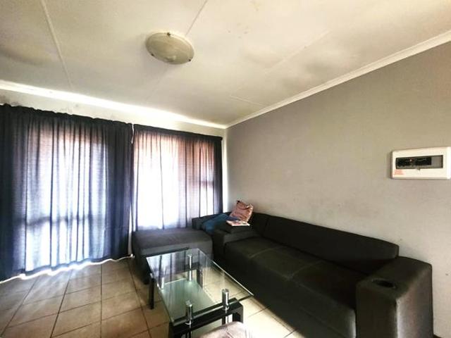 2 Bedroom Apartment in Onverwacht