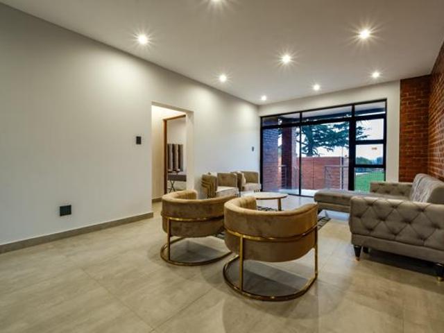 2 Bedroom Apartment in Ormonde