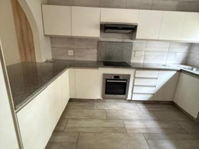 2 Bedroom Apartment in Atholl