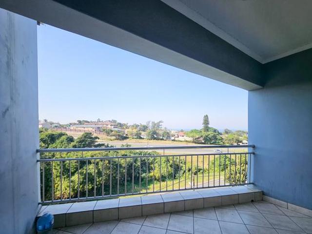 2 Bedroom Apartment in Athlone Park