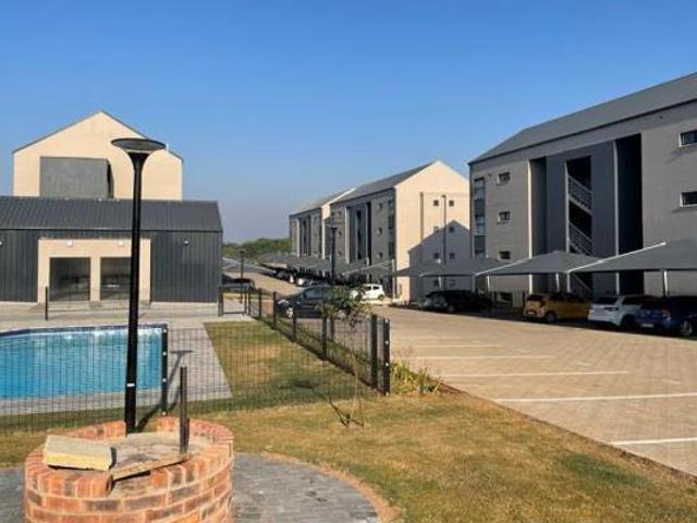 2 Bedroom Apartment in Athlone Park
