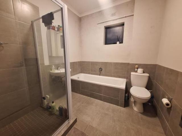 2 Bedroom Apartment in Athlone Park
