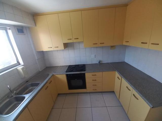 2 Bedroom Apartment in Athlone Park