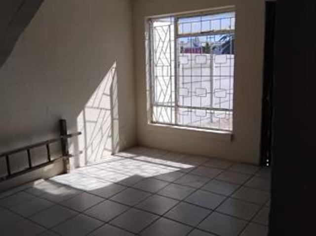 2 Bedroom Apartment in Avondale