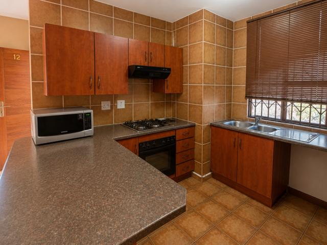 2 Bedroom Apartment in Azalea Park