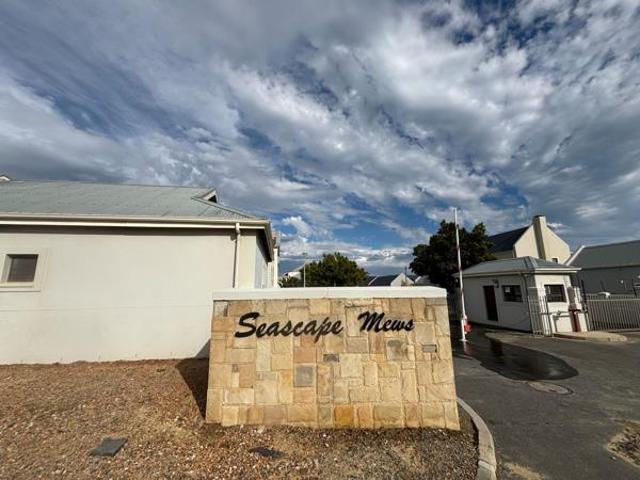 2 Bedroom Apartment in Admirals Park