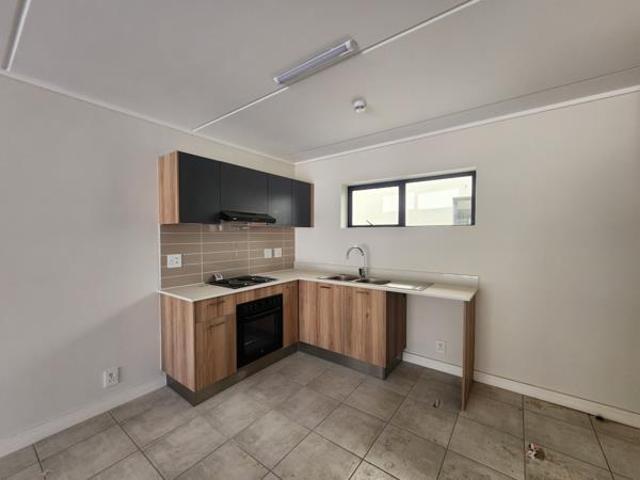 2 Bedroom Apartment in Admirals Park