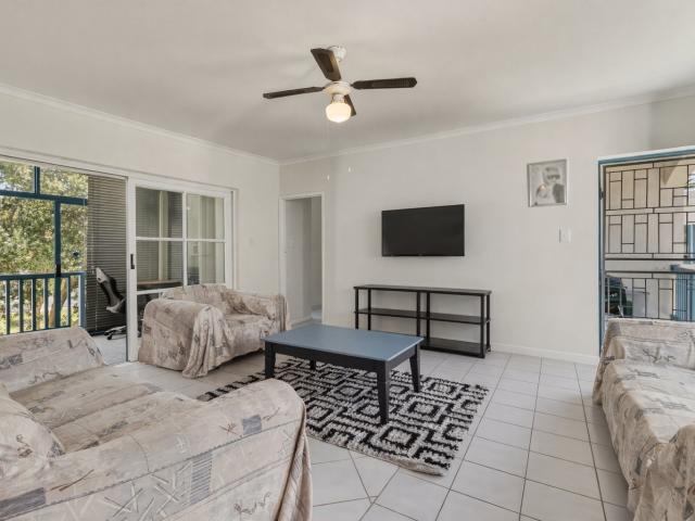 2 Bedroom Apartment in Admirals Park