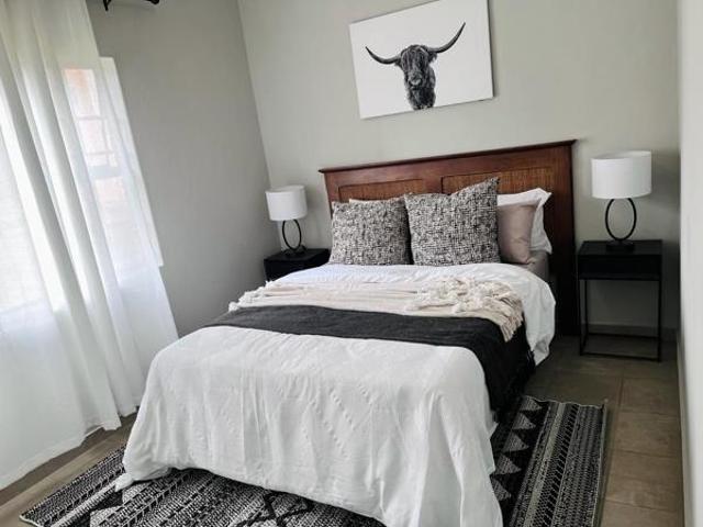 2 Bedroom Apartment in Alan Manor