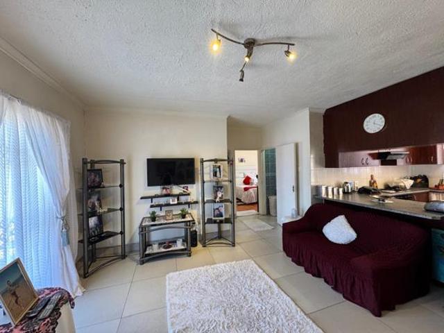 2 Bedroom Apartment in Algoa Park