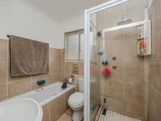 2 Bedroom Apartment in Allens Nek
