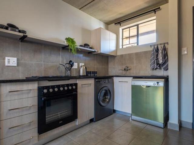 2 Bedroom Apartment in Alrode