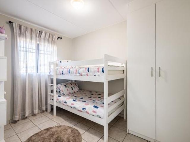 2 Bedroom Apartment in Alrode