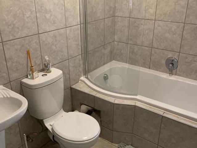 2 Bedroom Apartment in Alrode South