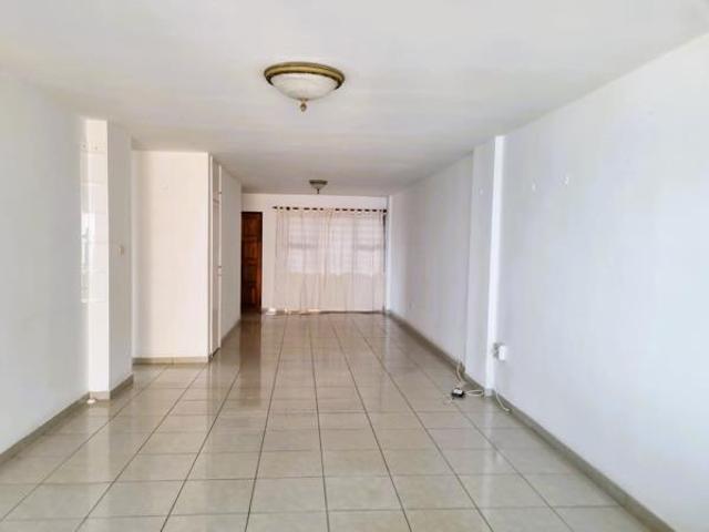 2 Bedroom Apartment in Amanzimtoti