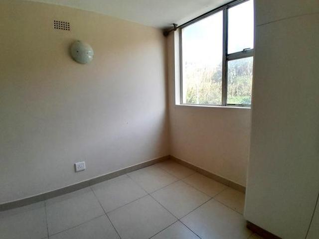 2 Bedroom Apartment in Amanzimtoti
