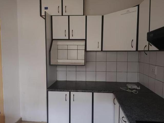 2 Bedroom Apartment in Amanzimtoti