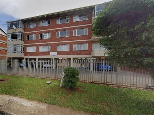 2 Bedroom Apartment in Amanzimtoti