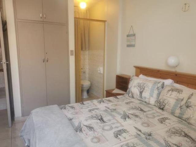 2 Bedroom Apartment in Amanzimtoti