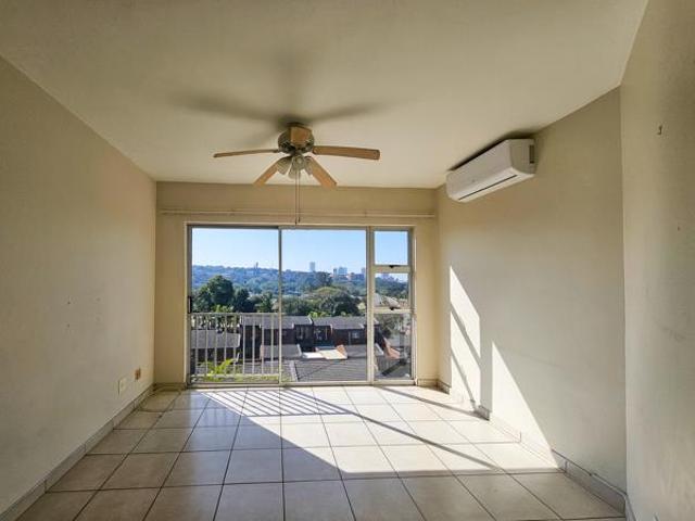 2 Bedroom Apartment in Amanzimtoti
