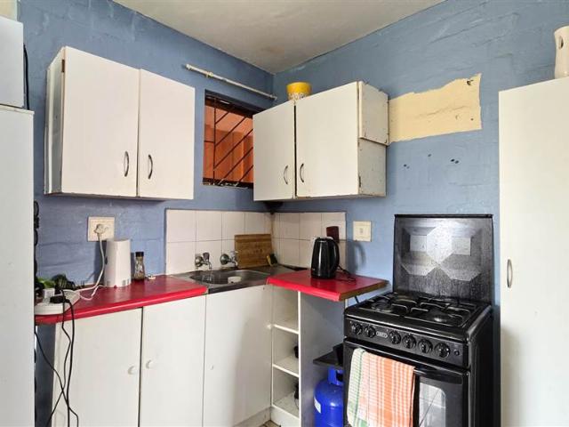 2 Bedroom Apartment in Amalinda
