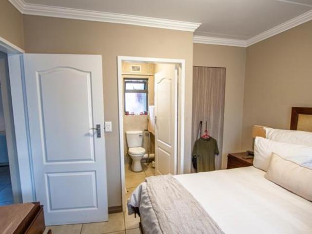 2 Bedroom Apartment in Amberfield
