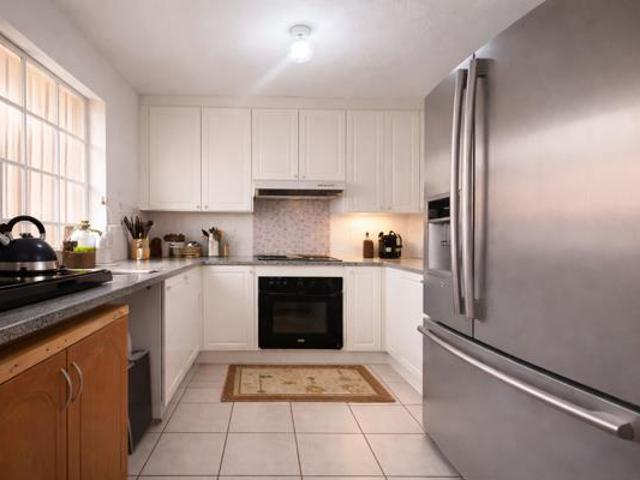 2 Bedroom Apartment in Amberfield